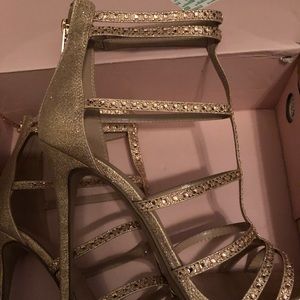 Charlotte Russe size 11 heels